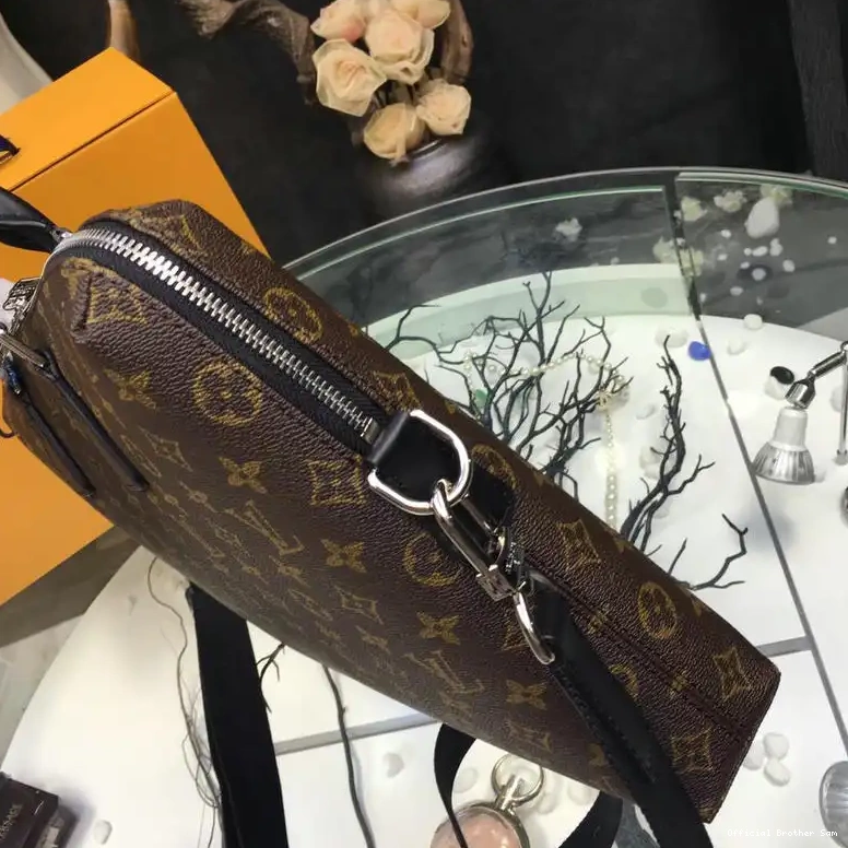 Official Brother Sam 19T1L0377 LV Bags 0816